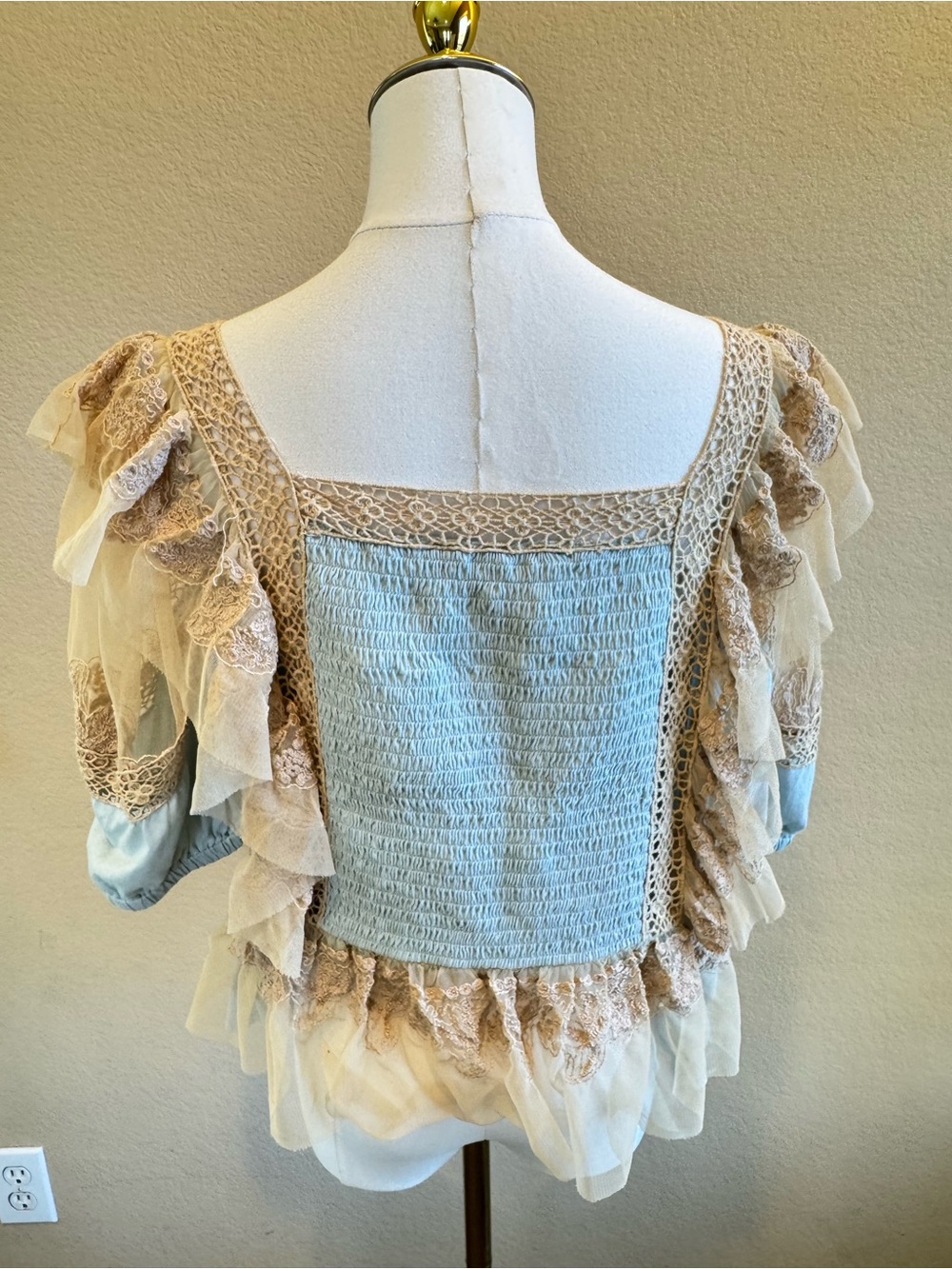 Anthropologie Forever That Girl Ruffled Lace Peplum Top Women’s M Romantic Boho - Picture 10 of 15